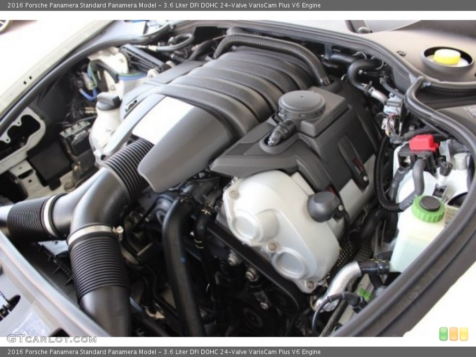 3.6 Liter DFI DOHC 24-Valve VarioCam Plus V6 2016 Porsche Panamera Engine