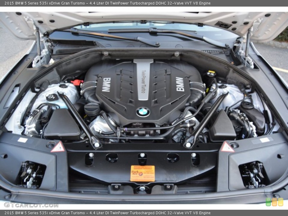 4.4 Liter DI TwinPower Turbocharged DOHC 32-Valve VVT V8 2015 BMW 5 Series Engine