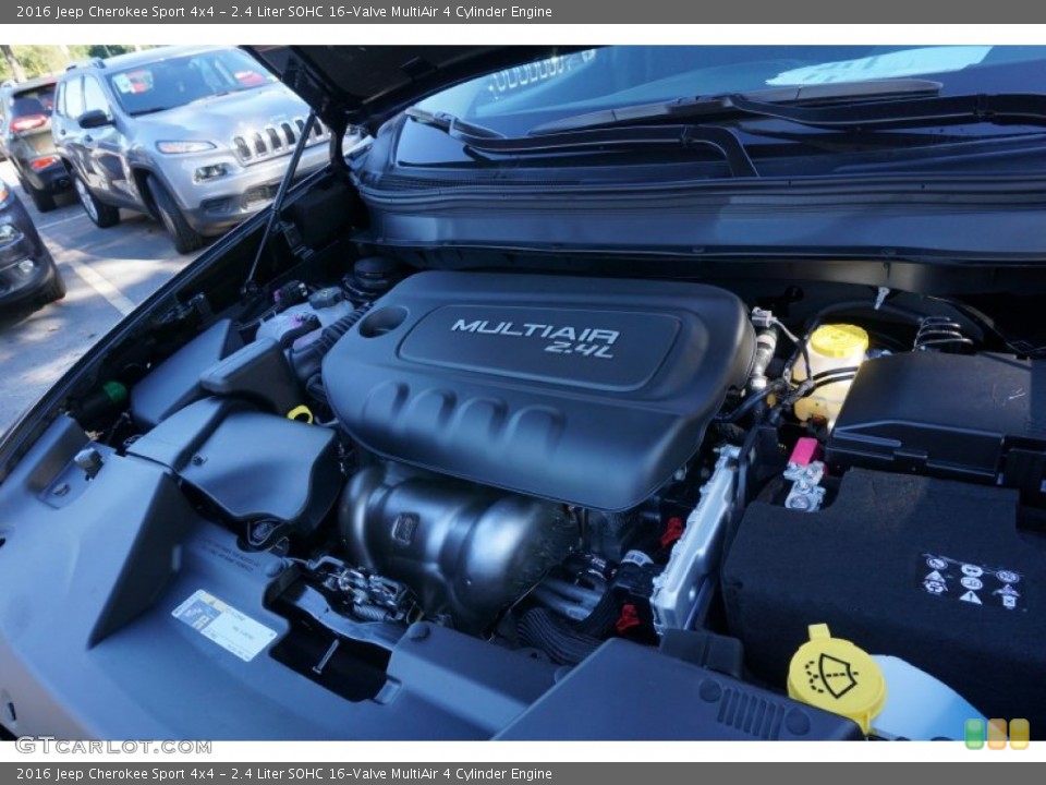 2.4 Liter SOHC 16-Valve MultiAir 4 Cylinder Engine for the 2016 Jeep Cherokee #107767256
