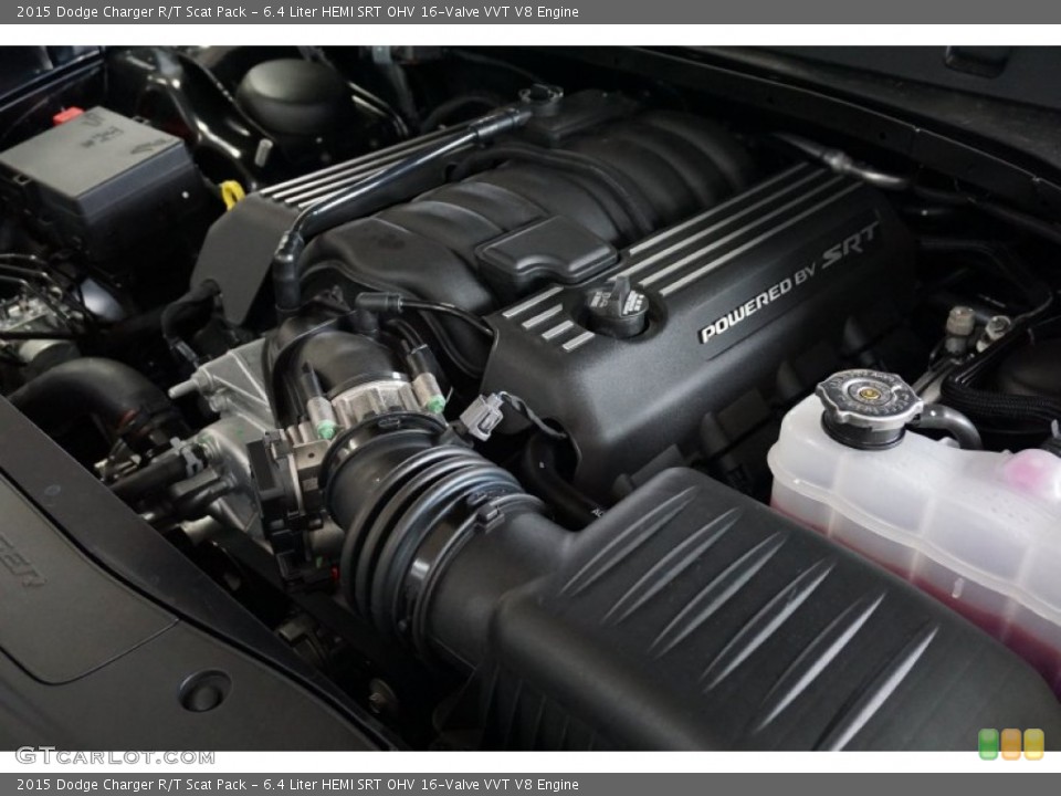 6.4 Liter HEMI SRT OHV 16-Valve VVT V8 2015 Dodge Charger Engine