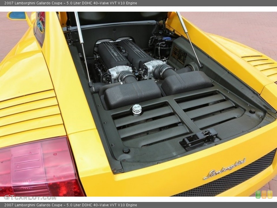 5.0 Liter DOHC 40-Valve VVT V10 2007 Lamborghini Gallardo Engine