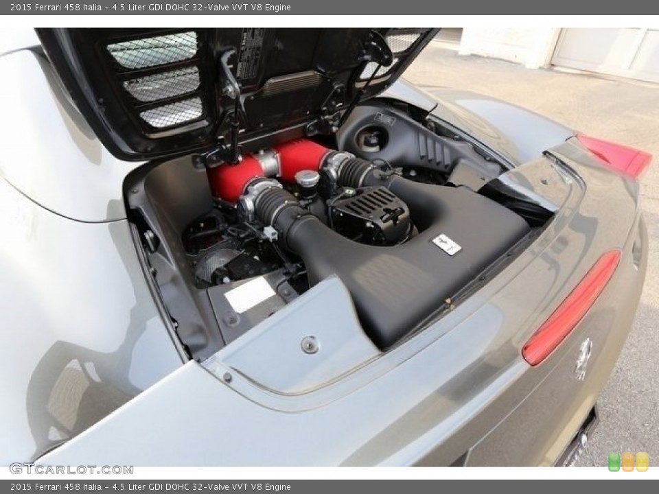 4.5 Liter GDI DOHC 32-Valve VVT V8 2015 Ferrari 458 Engine
