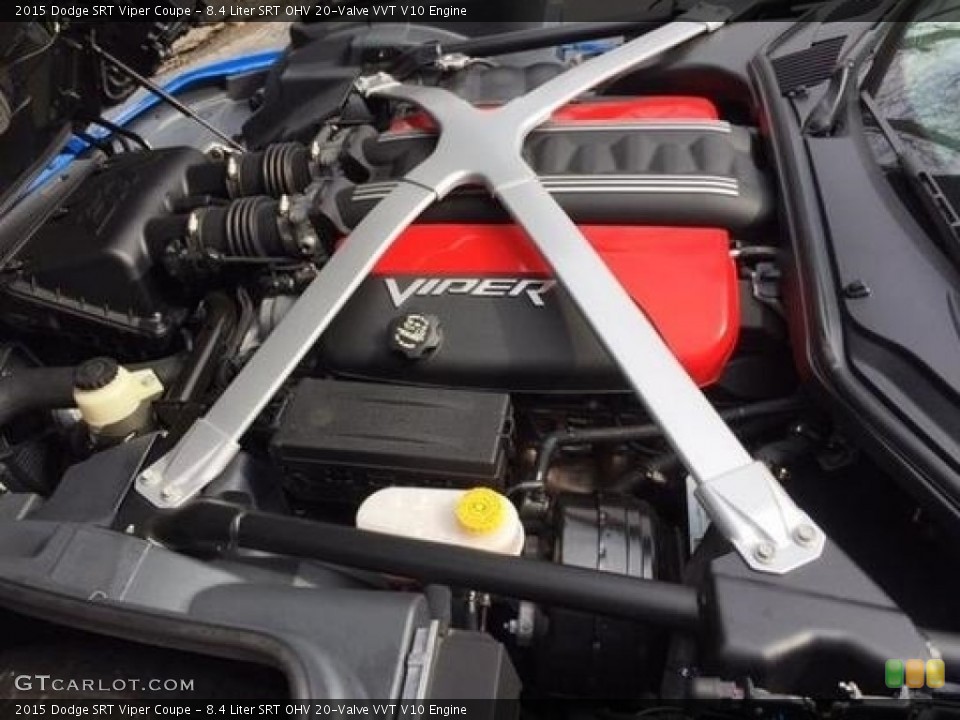 8.4 Liter SRT OHV 20-Valve VVT V10 2015 Dodge SRT Viper Engine