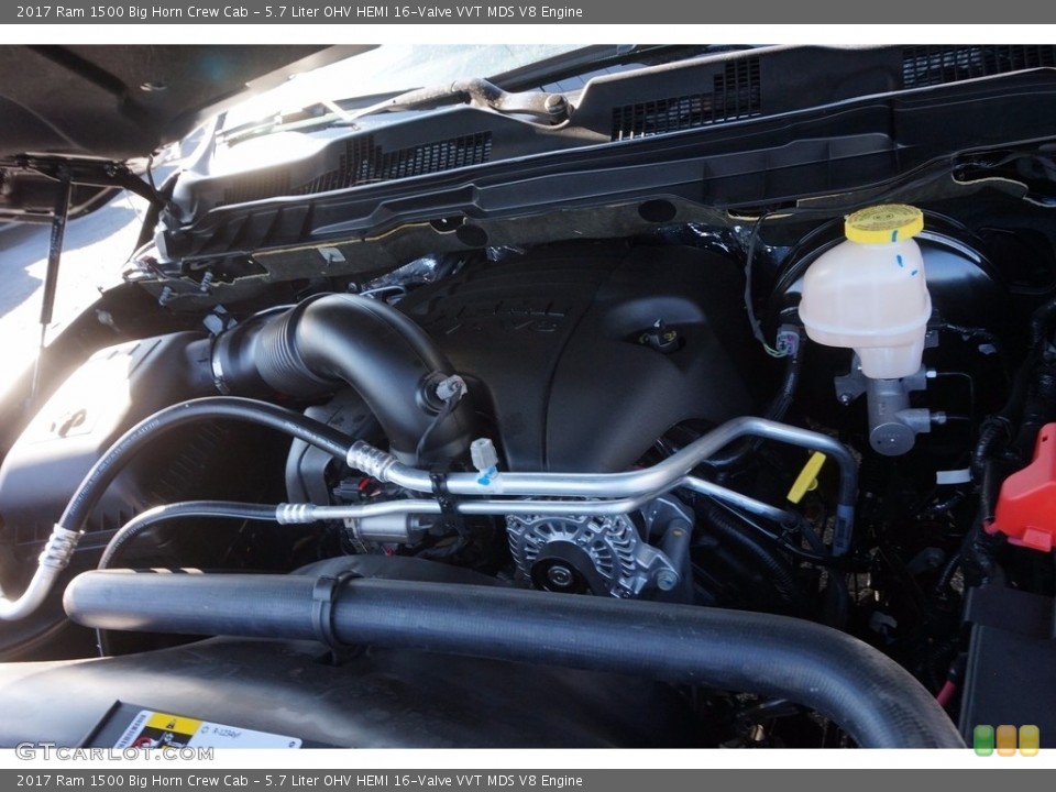 5.7 Liter OHV HEMI 16-Valve VVT MDS V8 2017 Ram 1500 Engine