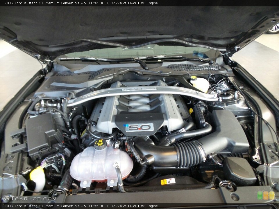 5.0 Liter DOHC 32-Valve Ti-VCT V8 Engine for the 2017 Ford Mustang #118606202