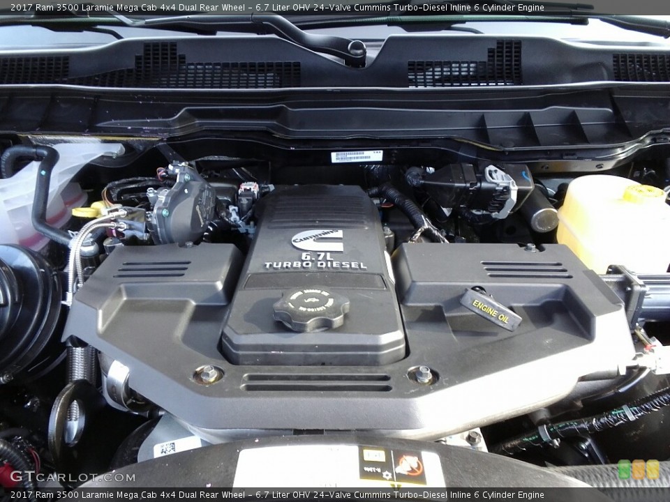 6.7 Liter OHV 24-Valve Cummins Turbo-Diesel Inline 6 Cylinder Engine for the 2017 Ram 3500 #118974111