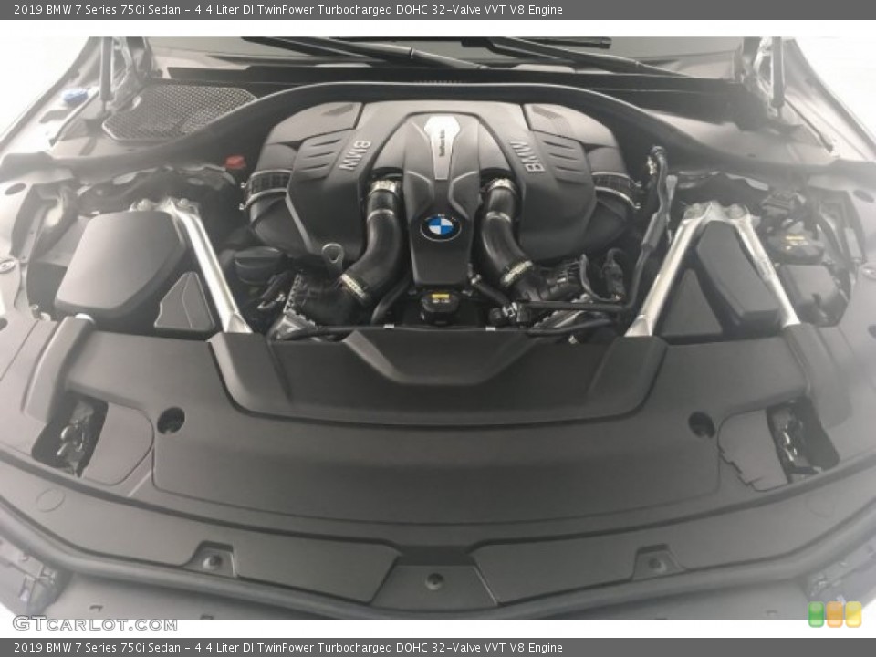 4.4 Liter DI TwinPower Turbocharged DOHC 32-Valve VVT V8 Engine for the 2019 BMW 7 Series #126813494