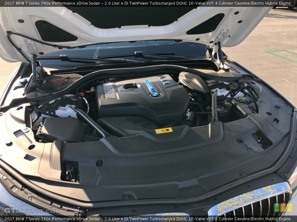 2.0 Liter e DI TwinPower Turbocharged DOHC 16-Valve VVT 4 Cylinder Gasoline/Electric Hybrid 2017 BMW 7 Series Engine