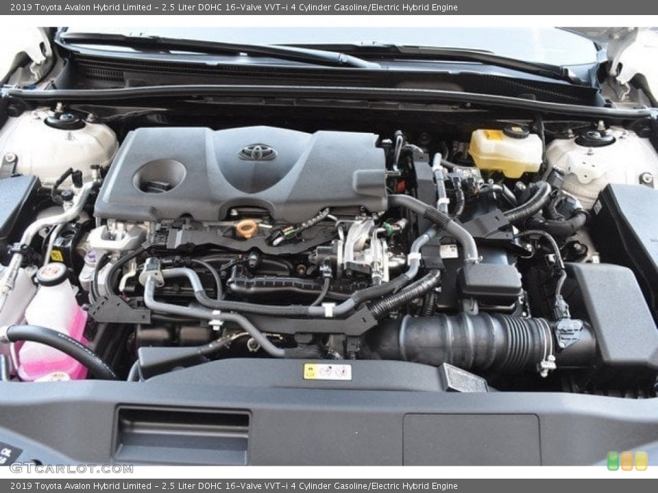 2.5 Liter DOHC 16-Valve VVT-i 4 Cylinder Gasoline/Electric Hybrid 2019 Toyota Avalon Engine
