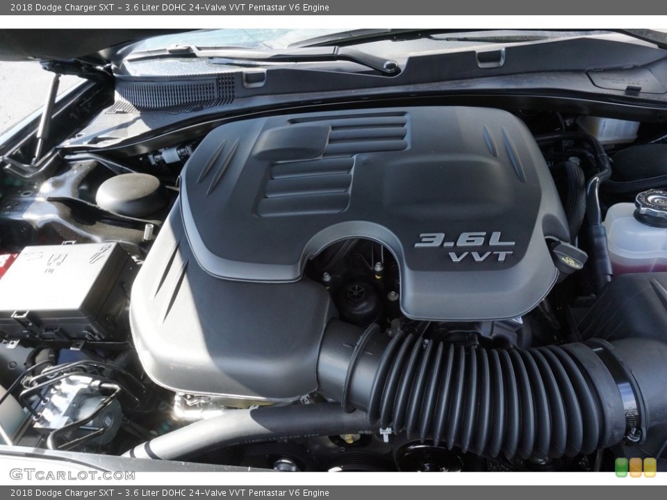 3.6 Liter DOHC 24-Valve VVT Pentastar V6 2018 Dodge Charger Engine