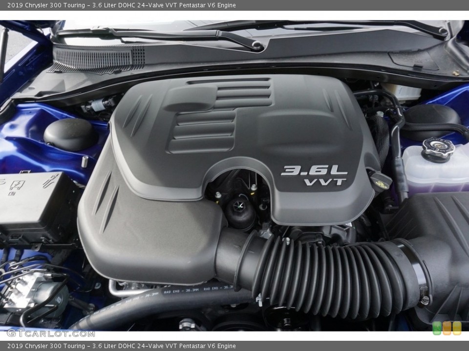 3.6 Liter DOHC 24-Valve VVT Pentastar V6 Engine for the 2019 Chrysler 300 #130056821