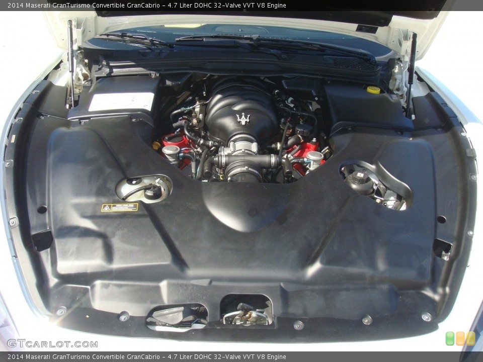 4.7 Liter DOHC 32-Valve VVT V8 2014 Maserati GranTurismo Convertible Engine