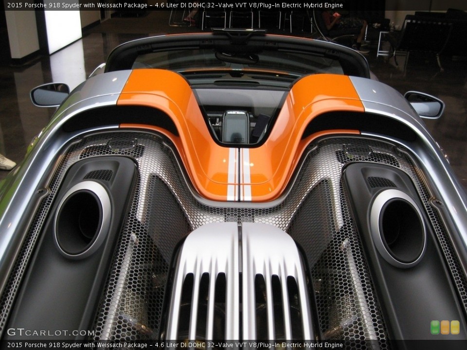 4.6 Liter DI DOHC 32-Valve VVT V8/Plug-In Electric Hybrid Engine for the 2015 Porsche 918 Spyder #130515305