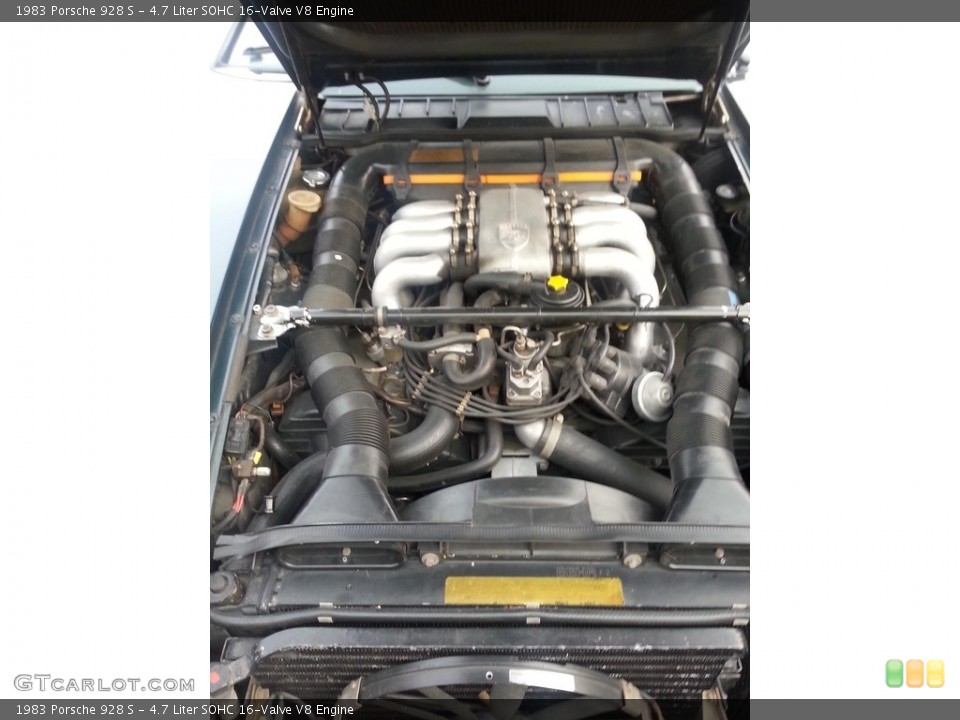 4.7 Liter SOHC 16-Valve V8 1983 Porsche 928 Engine