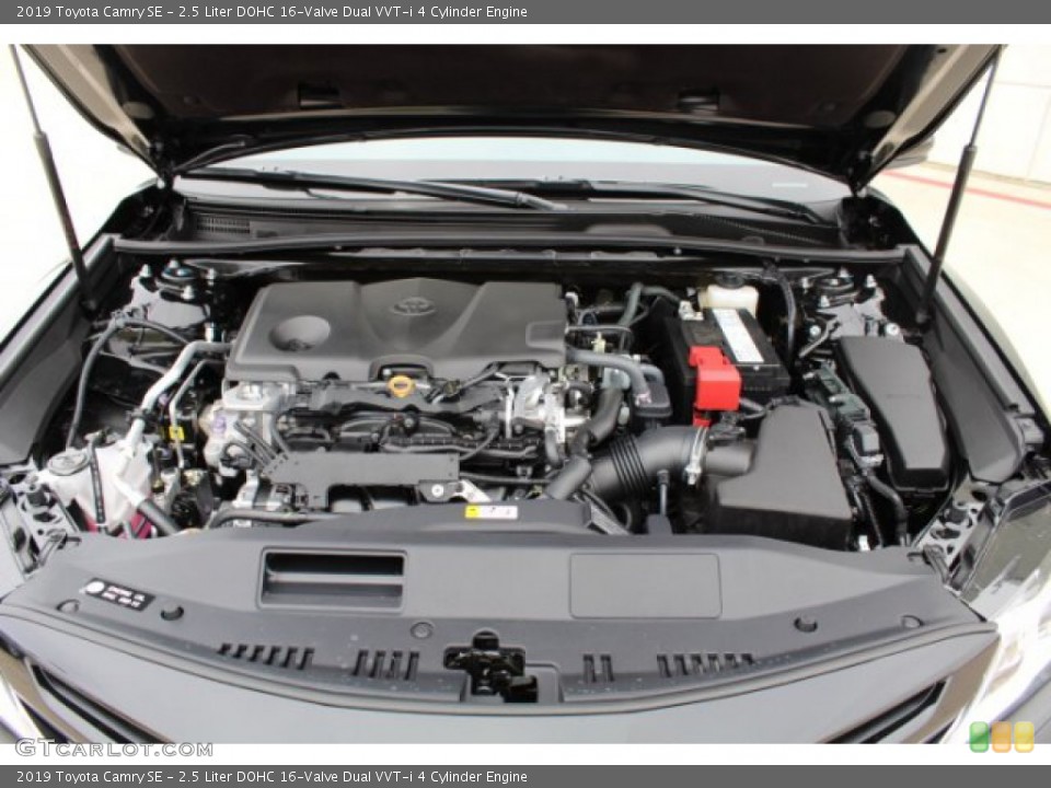 2.5 Liter DOHC 16-Valve Dual VVT-i 4 Cylinder Engine for the 2019 Toyota Camry #131456020