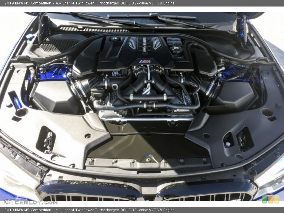 4.4 Liter M TwinPower Turbocharged DOHC 32-Valve VVT V8 2019 BMW M5 Engine