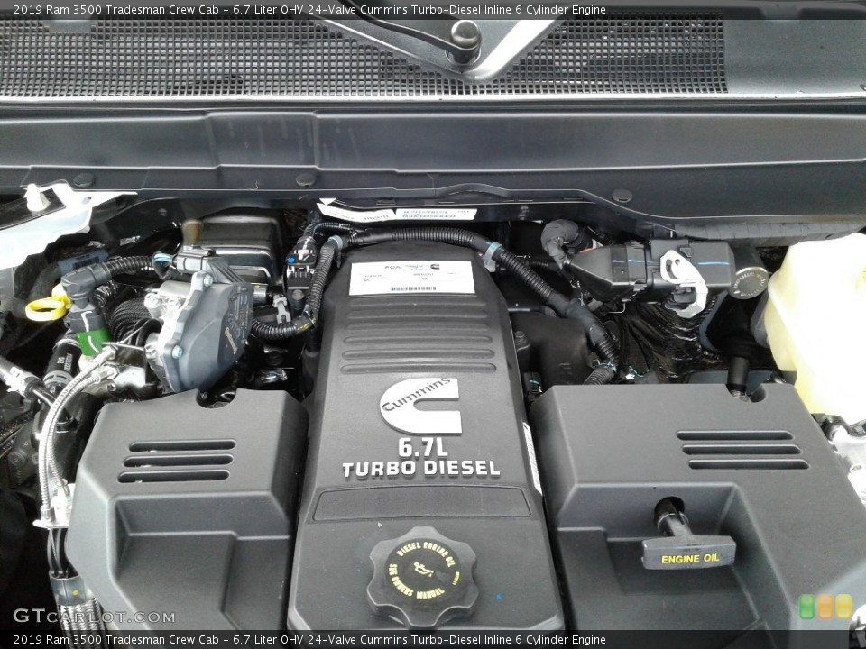 6.7 Liter OHV 24-Valve Cummins Turbo-Diesel Inline 6 Cylinder Engine for the 2019 Ram 3500 #133391237
