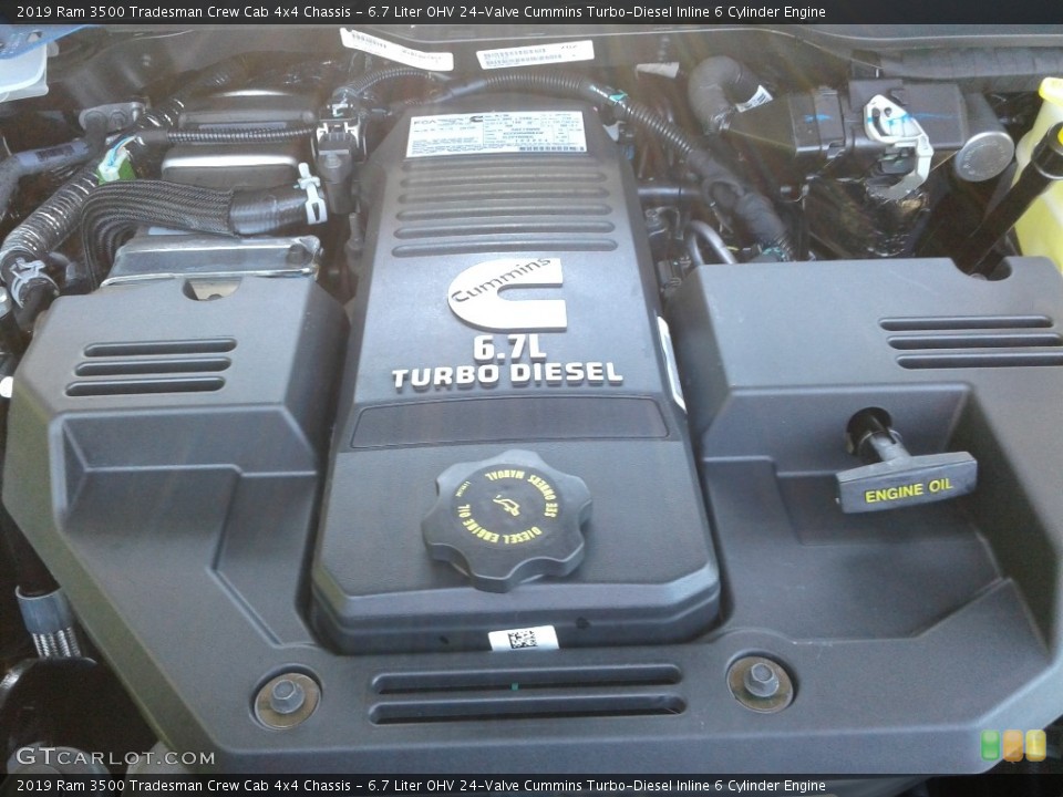 6.7 Liter OHV 24-Valve Cummins Turbo-Diesel Inline 6 Cylinder Engine for the 2019 Ram 3500 #133855999