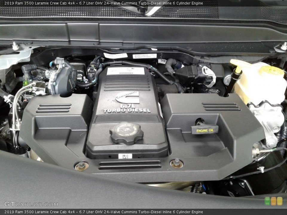 6.7 Liter OHV 24-Valve Cummins Turbo-Diesel Inline 6 Cylinder Engine for the 2019 Ram 3500 #134253610