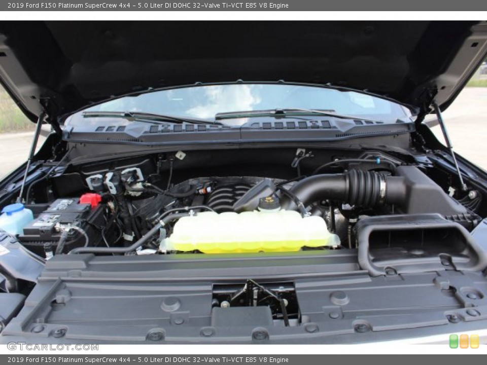 5.0 Liter DI DOHC 32-Valve Ti-VCT E85 V8 2019 Ford F150 Engine