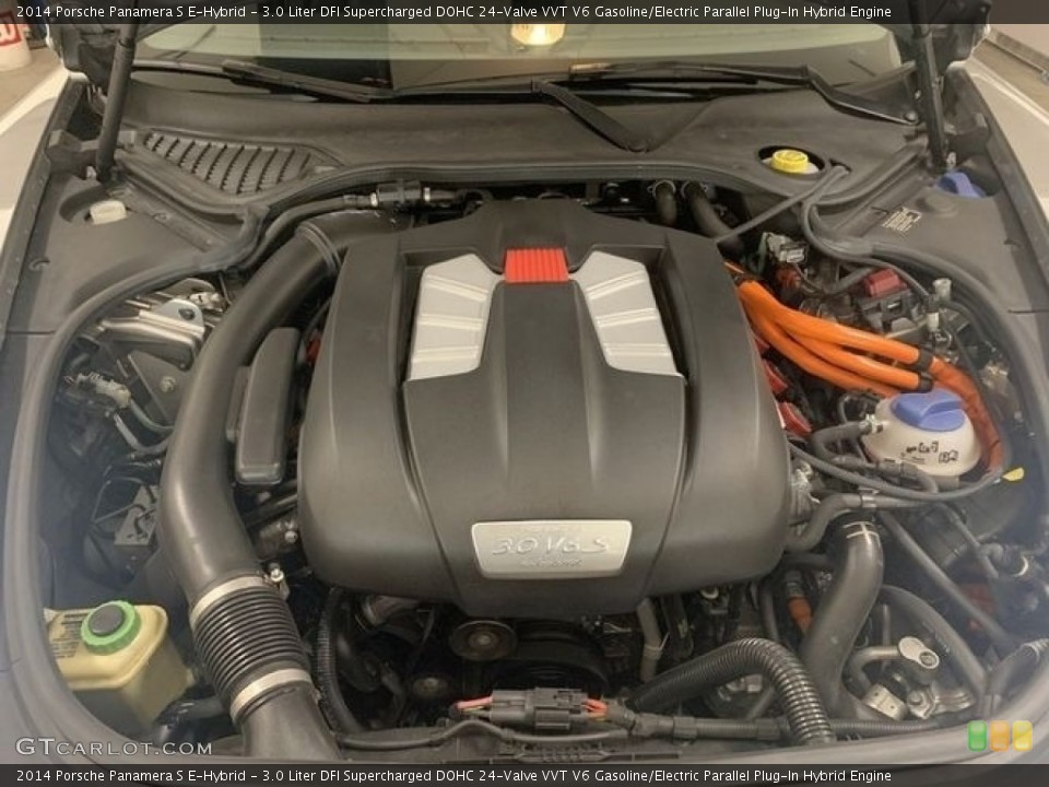 3.0 Liter DFI Supercharged DOHC 24-Valve VVT V6 Gasoline/Electric Parallel Plug-In Hybrid Engine for the 2014 Porsche Panamera #136910215