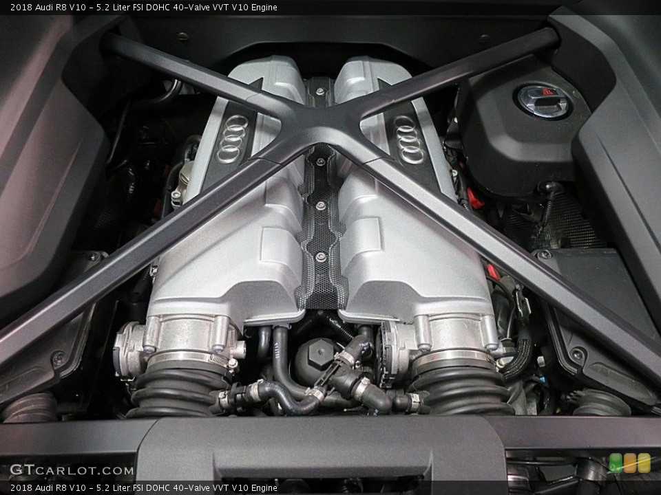 5.2 Liter FSI DOHC 40-Valve VVT V10 Engine for the 2018 Audi R8 #136935553