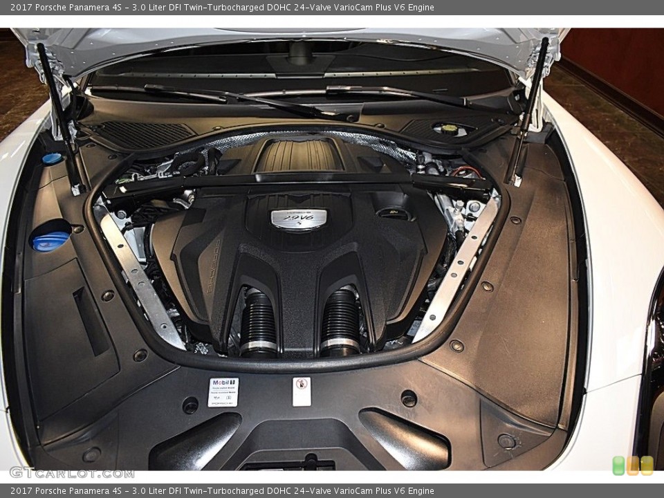 3.0 Liter DFI Twin-Turbocharged DOHC 24-Valve VarioCam Plus V6 2017 Porsche Panamera Engine