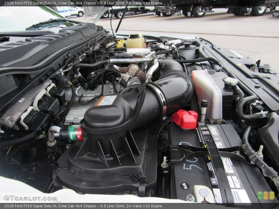 6.8 Liter SOHC 20-Valve V10 2018 Ford F550 Super Duty Engine
