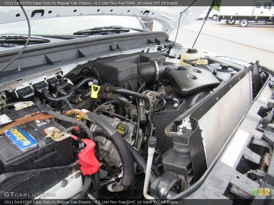 6.2 Liter Flex-Fuel SOHC 16-Valve VVT V8 Engine for the 2011 Ford F250 Super Duty #138304043