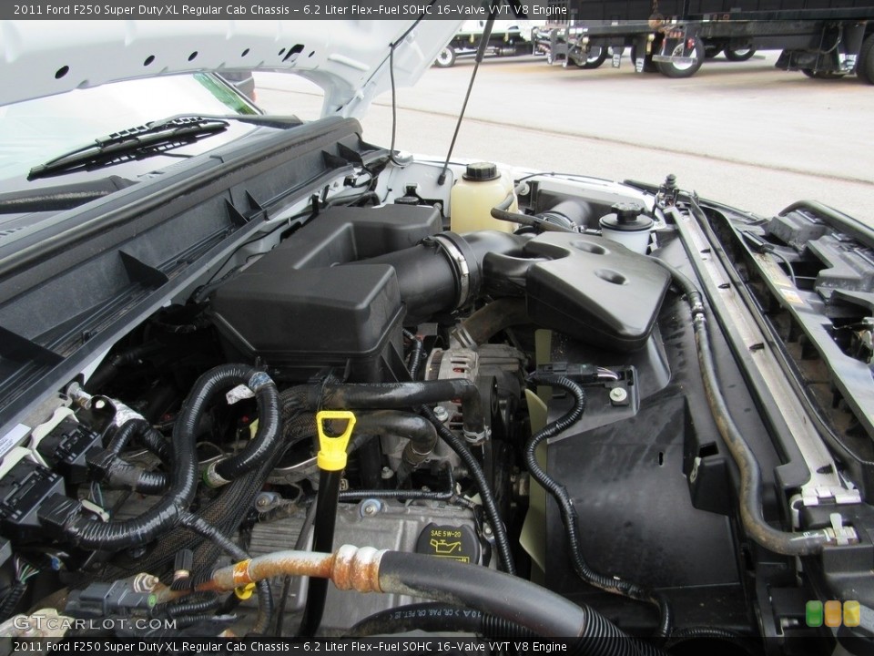 6.2 Liter Flex-Fuel SOHC 16-Valve VVT V8 Engine for the 2011 Ford F250 Super Duty #138304058