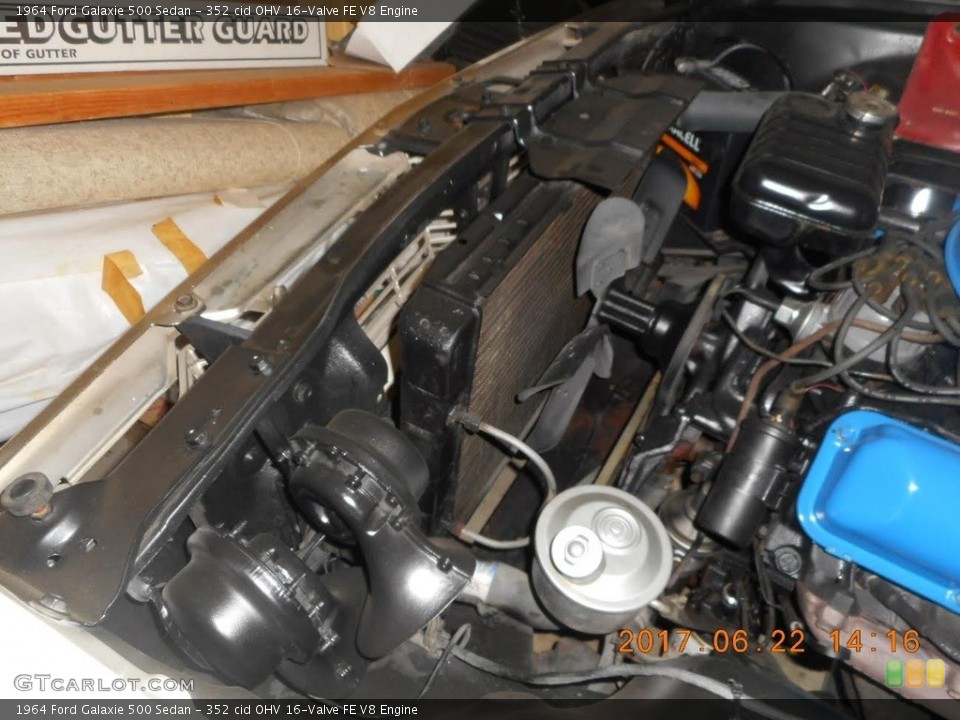 352 cid OHV 16-Valve FE V8 Engine for the 1964 Ford Galaxie #138544887