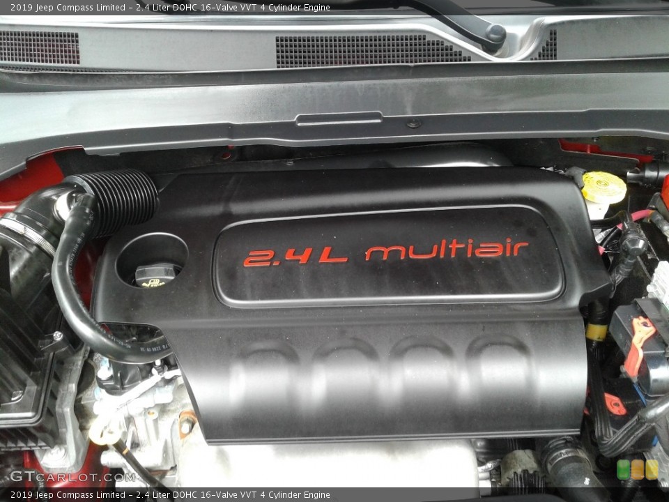 2.4 Liter DOHC 16-Valve VVT 4 Cylinder Engine for the 2019 Jeep Compass #138593184