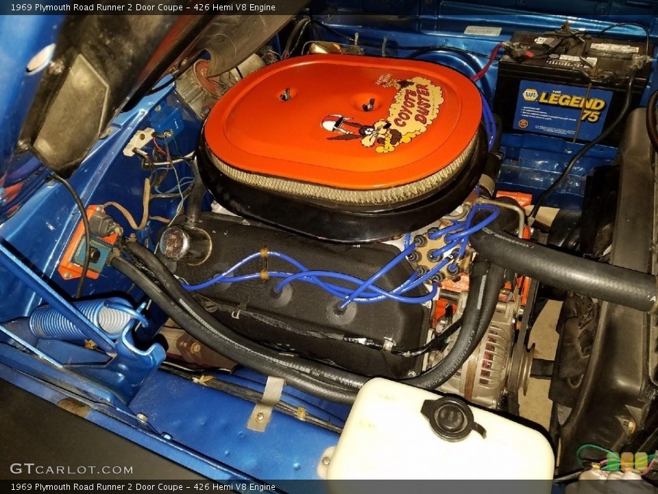 426 Hemi V8 1969 Plymouth Road Runner Engine