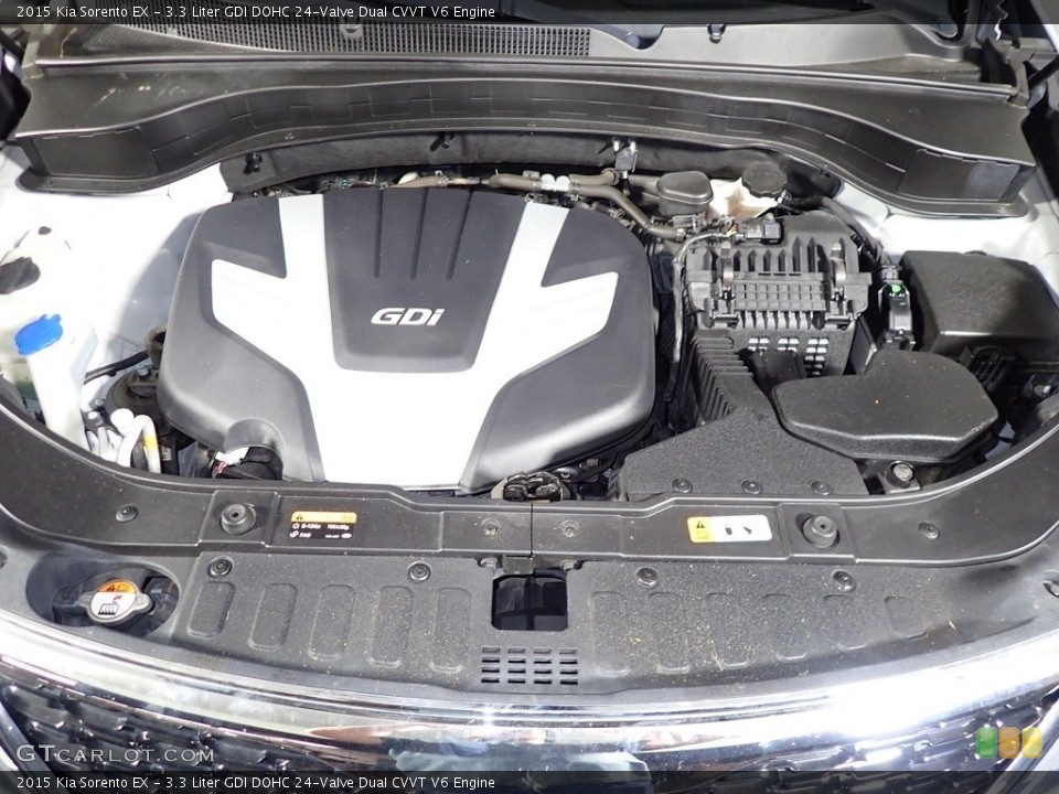 3.3 Liter GDI DOHC 24-Valve Dual CVVT V6 2015 Kia Sorento Engine