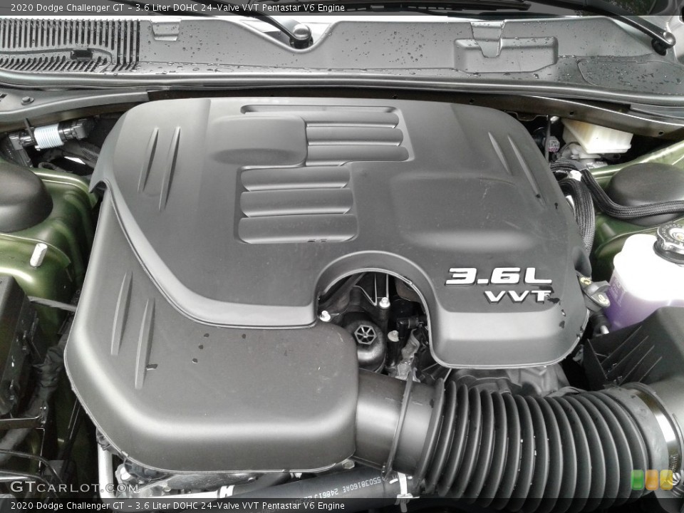 3.6 Liter DOHC 24-Valve VVT Pentastar V6 2020 Dodge Challenger Engine