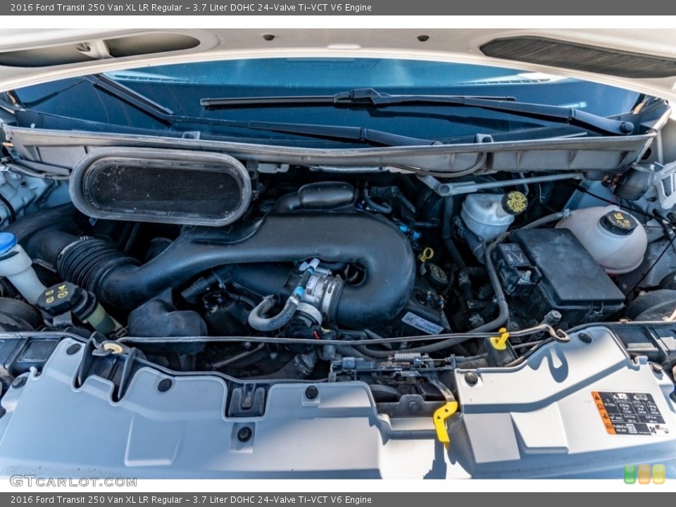 3.7 Liter DOHC 24-Valve Ti-VCT V6 Engine for the 2016 Ford Transit #140218018