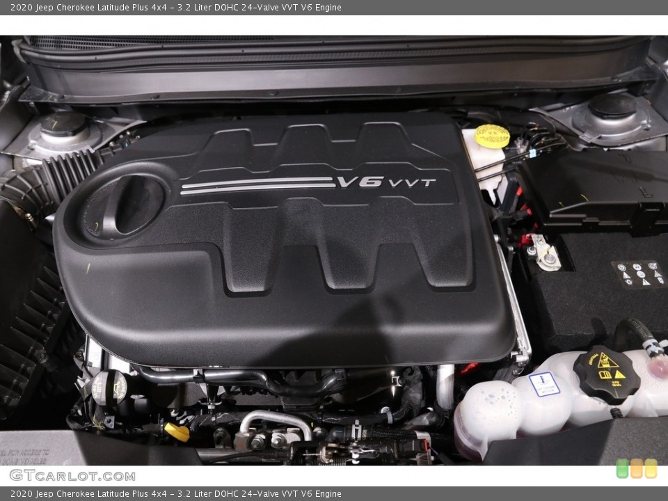 3.2 Liter DOHC 24-Valve VVT V6 2020 Jeep Cherokee Engine