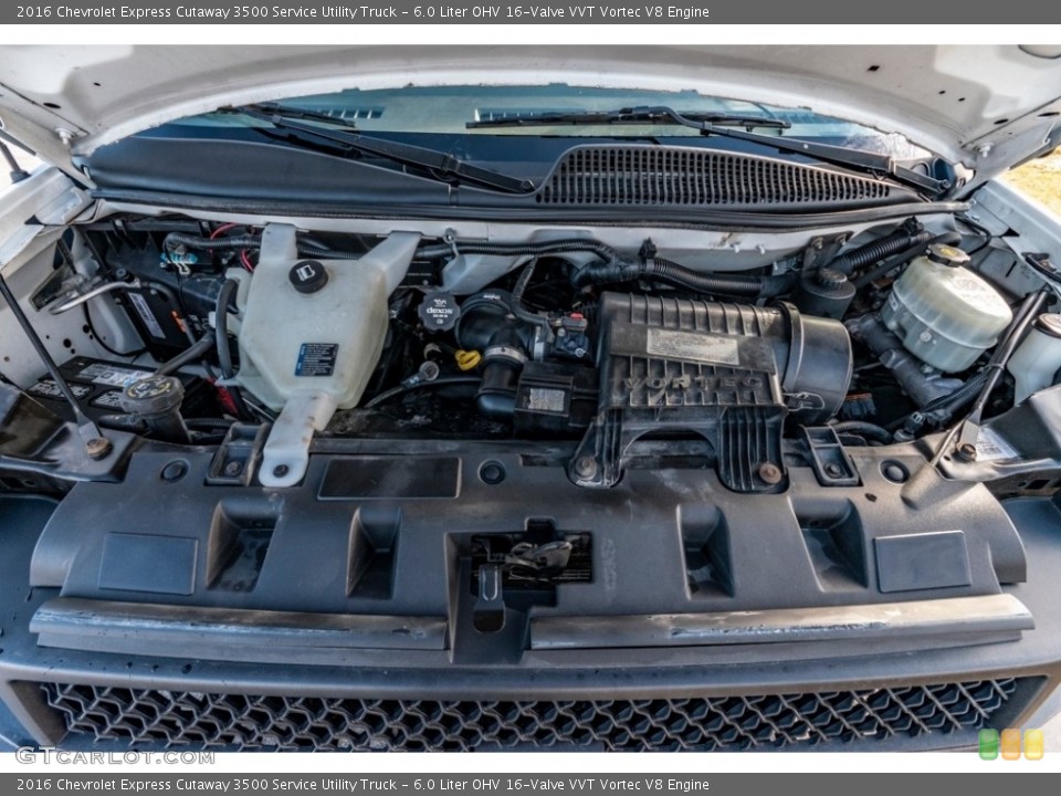 6.0 Liter OHV 16-Valve VVT Vortec V8 2016 Chevrolet Express Cutaway Engine