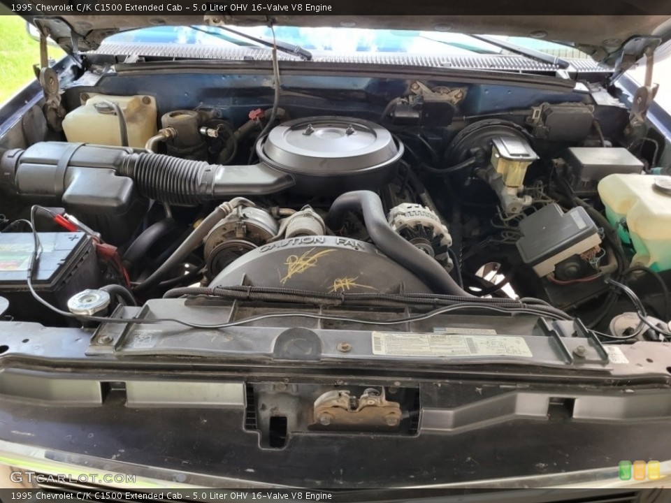 5.0 Liter OHV 16-Valve V8 1995 Chevrolet C/K Engine