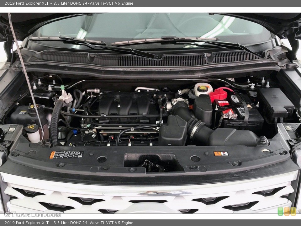 3.5 Liter DOHC 24-Valve Ti-VCT V6 Engine for the 2019 Ford Explorer #142064649