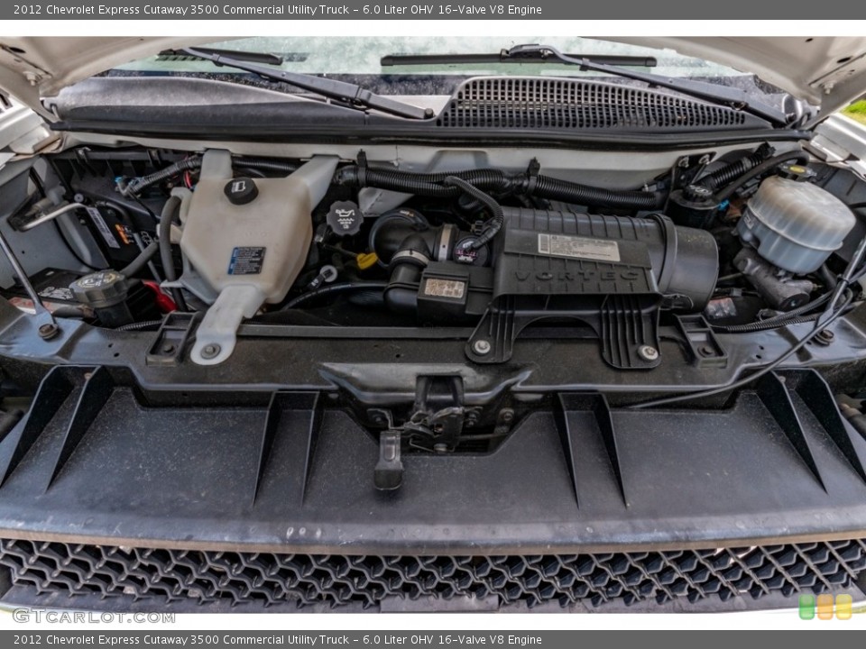6.0 Liter OHV 16-Valve V8 2012 Chevrolet Express Cutaway Engine