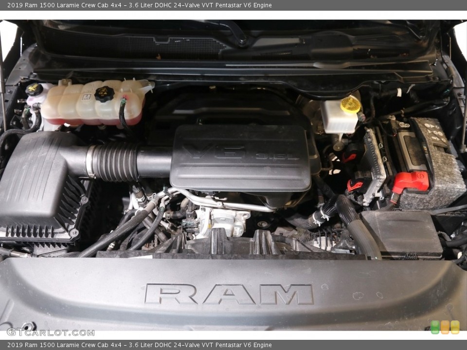 3.6 Liter DOHC 24-Valve VVT Pentastar V6 Engine for the 2019 Ram 1500 #142268336