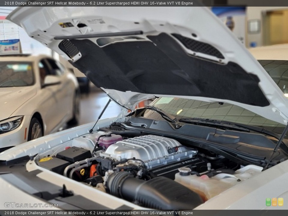 6.2 Liter Supercharged HEMI OHV 16-Valve VVT V8 Engine for the 2018 Dodge Challenger #142315030