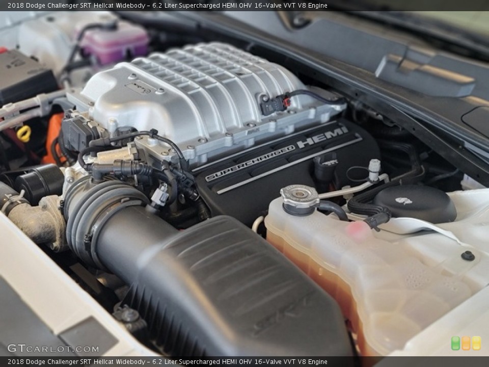 6.2 Liter Supercharged HEMI OHV 16-Valve VVT V8 Engine for the 2018 Dodge Challenger #142315048