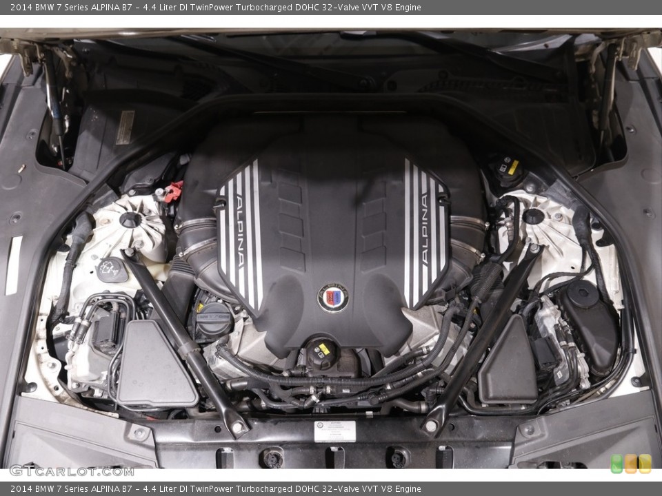 4.4 Liter DI TwinPower Turbocharged DOHC 32-Valve VVT V8 Engine for the 2014 BMW 7 Series #143157546