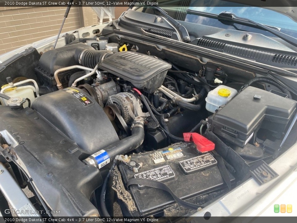 3.7 Liter SOHC 12-Valve Magnum V6 Engine for the 2010 Dodge Dakota #143847195