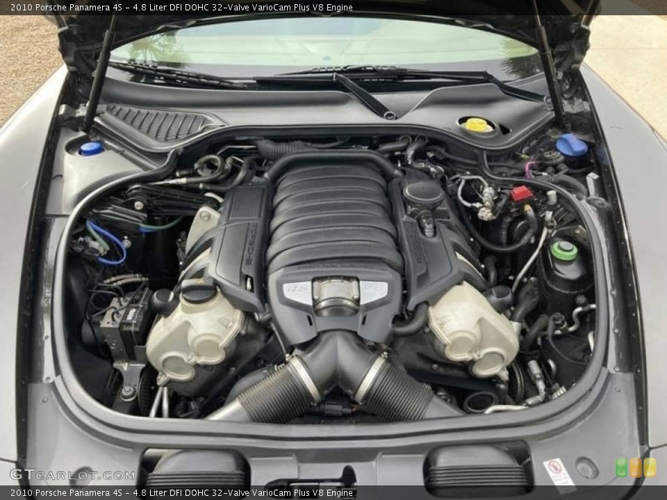4.8 Liter DFI DOHC 32-Valve VarioCam Plus V8 2010 Porsche Panamera Engine