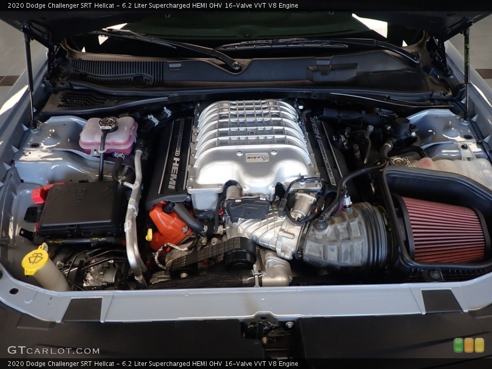 6.2 Liter Supercharged HEMI OHV 16-Valve VVT V8 2020 Dodge Challenger Engine