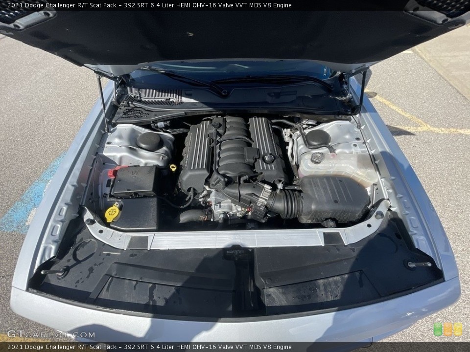 392 SRT 6.4 Liter HEMI OHV-16 Valve VVT MDS V8 2021 Dodge Challenger Engine