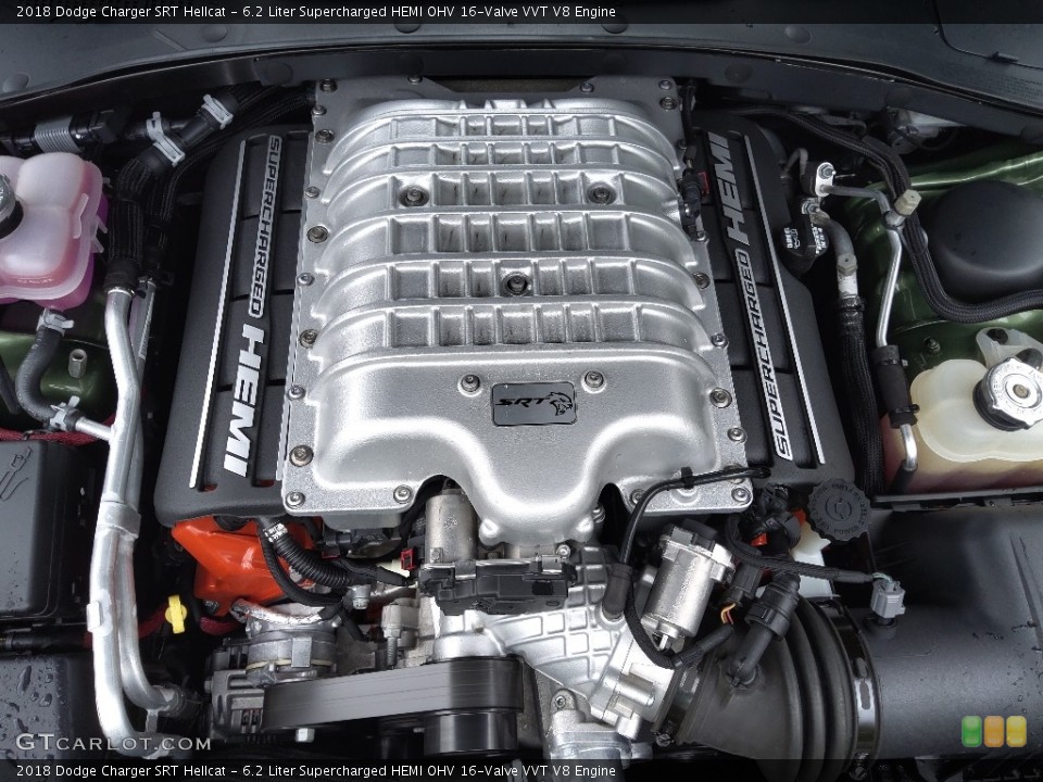 6.2 Liter Supercharged HEMI OHV 16-Valve VVT V8 2018 Dodge Charger Engine